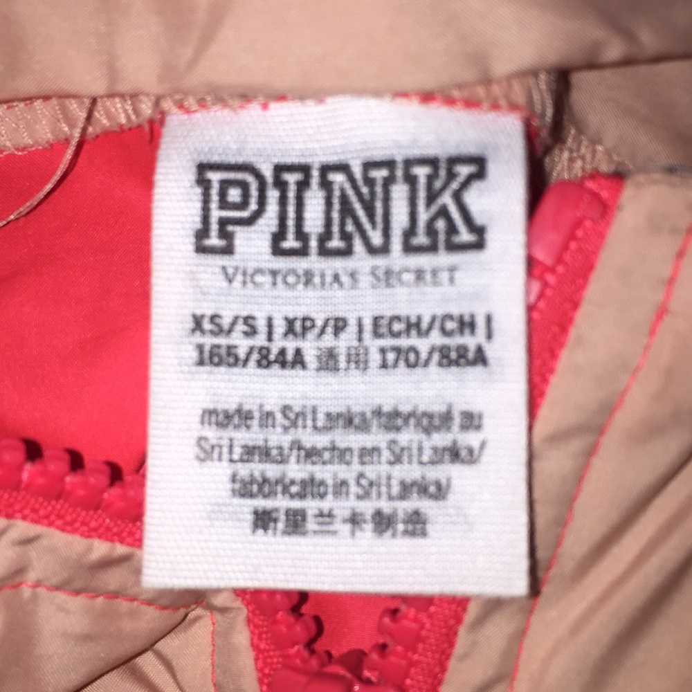 Pink wind jacket - Picture 2 of 4
